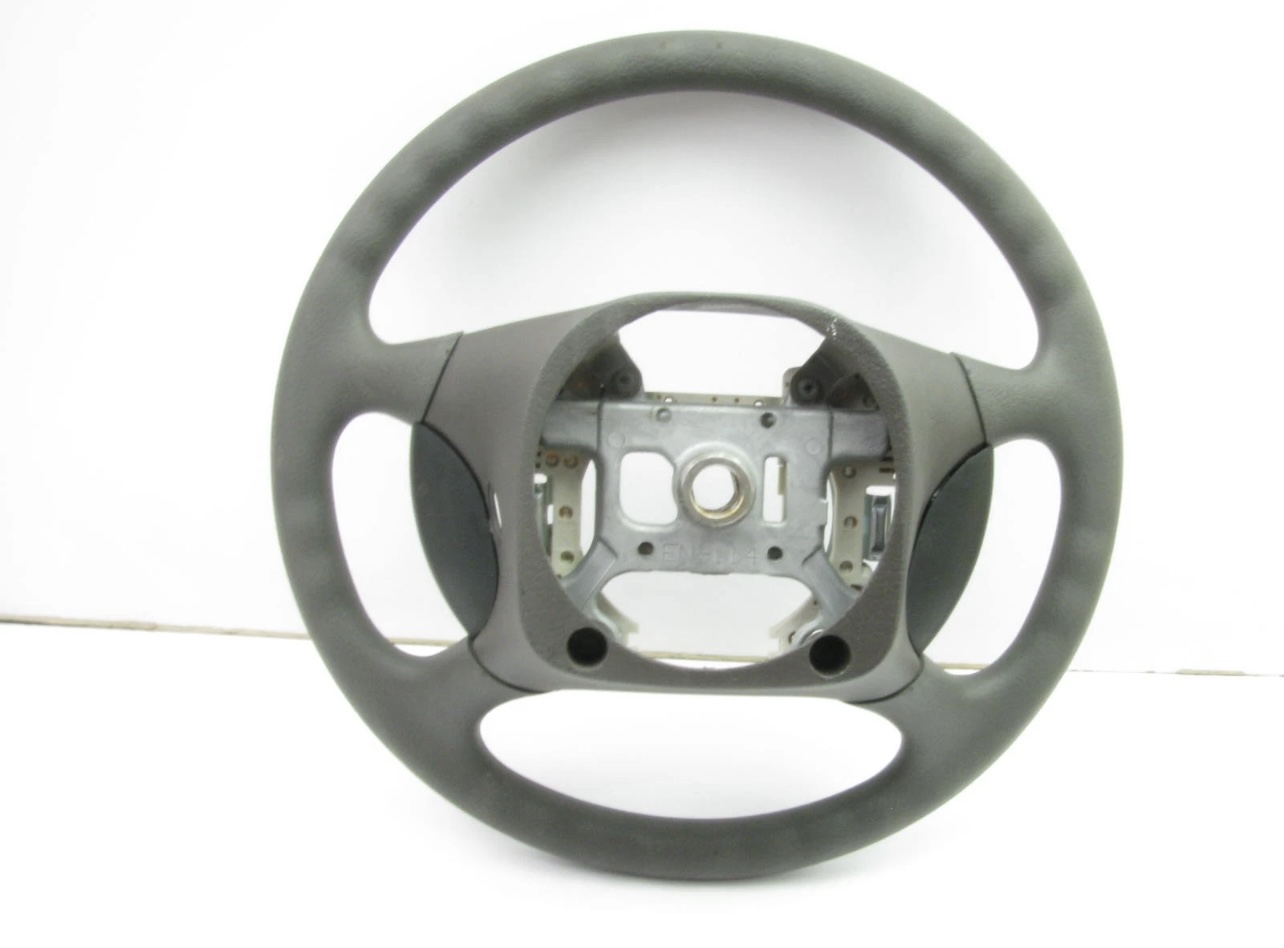 طارة فورد ماركيز فكتوريا 95-97 اصلي 